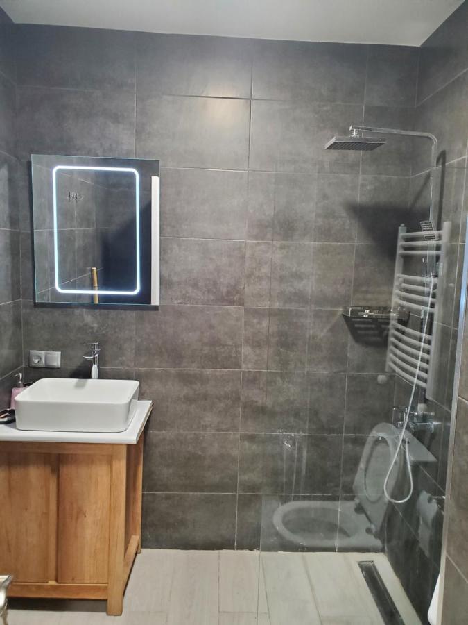 Cozy 1-Bedroom Unit In Tbilisi, With Amazing View Eksteriør bilde